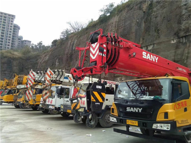 凉城县吊车出租按什么计费？台班费、单次费、里程费怎么算？